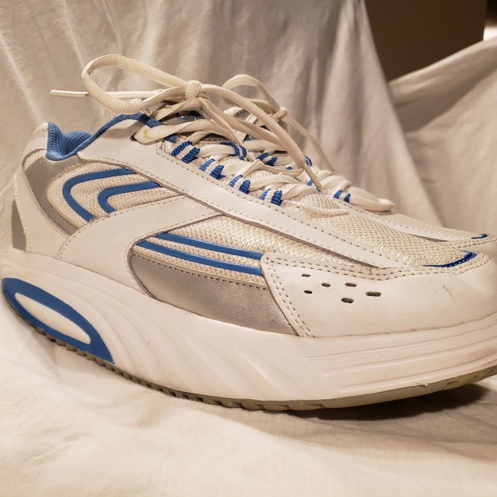 Curves Toning and Shaping  Women's Size 8 shoes